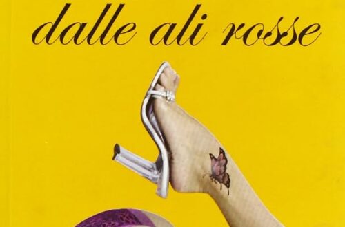 La farfalla dalle ali rosse